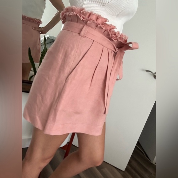 Alexis Jolan Linen Shorts - Picture 8 of 16